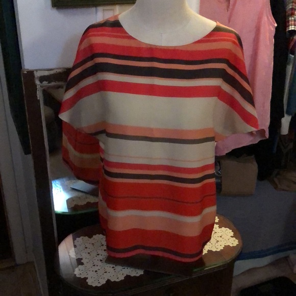 Loft Slip on Blouse - Picture 2 of 6